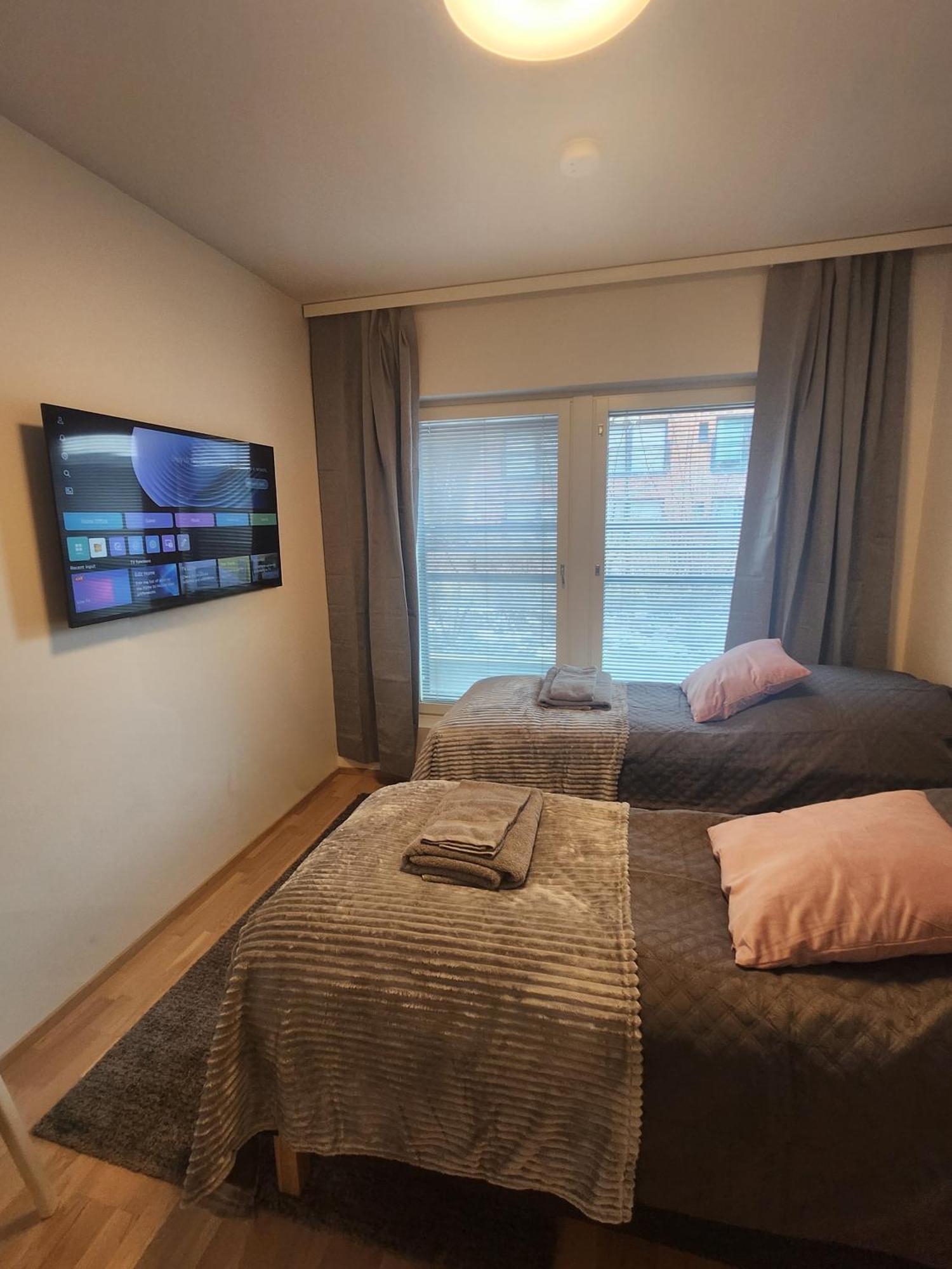 Laadukas Kalustettu Yksioe Logomolla 1-2Hloe Appartement Turku Buitenkant foto